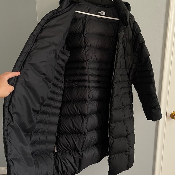 The North Face Black Metropolis II Hooded Down Parka - Picture 3 of 8